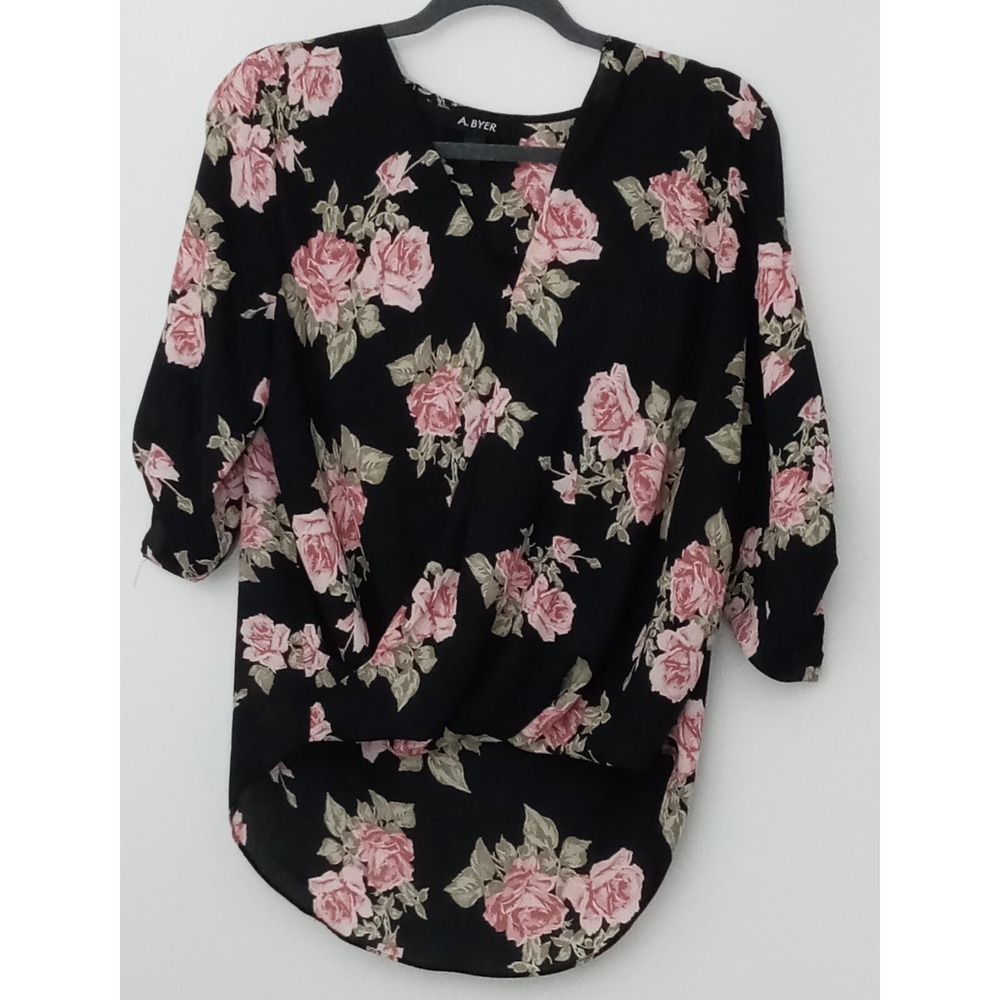 A. Byer Blouse Size M Black Floral V-Neck Snap Button Roll Tan Sleeves Pre-owned
